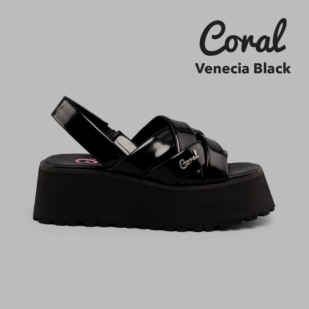 Venecia Black