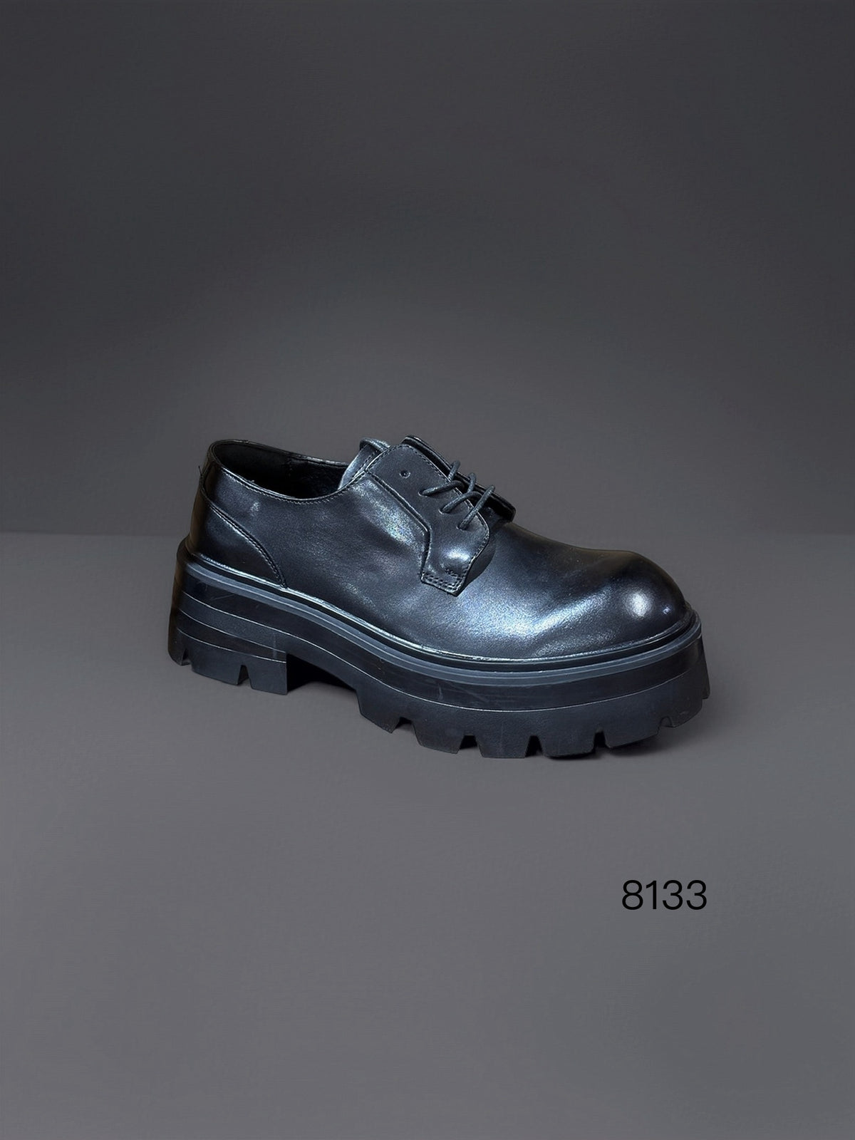 8133