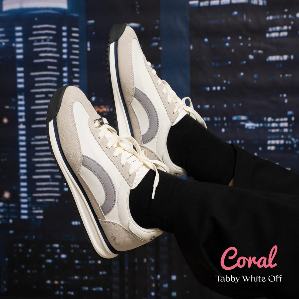 Tabby White Off