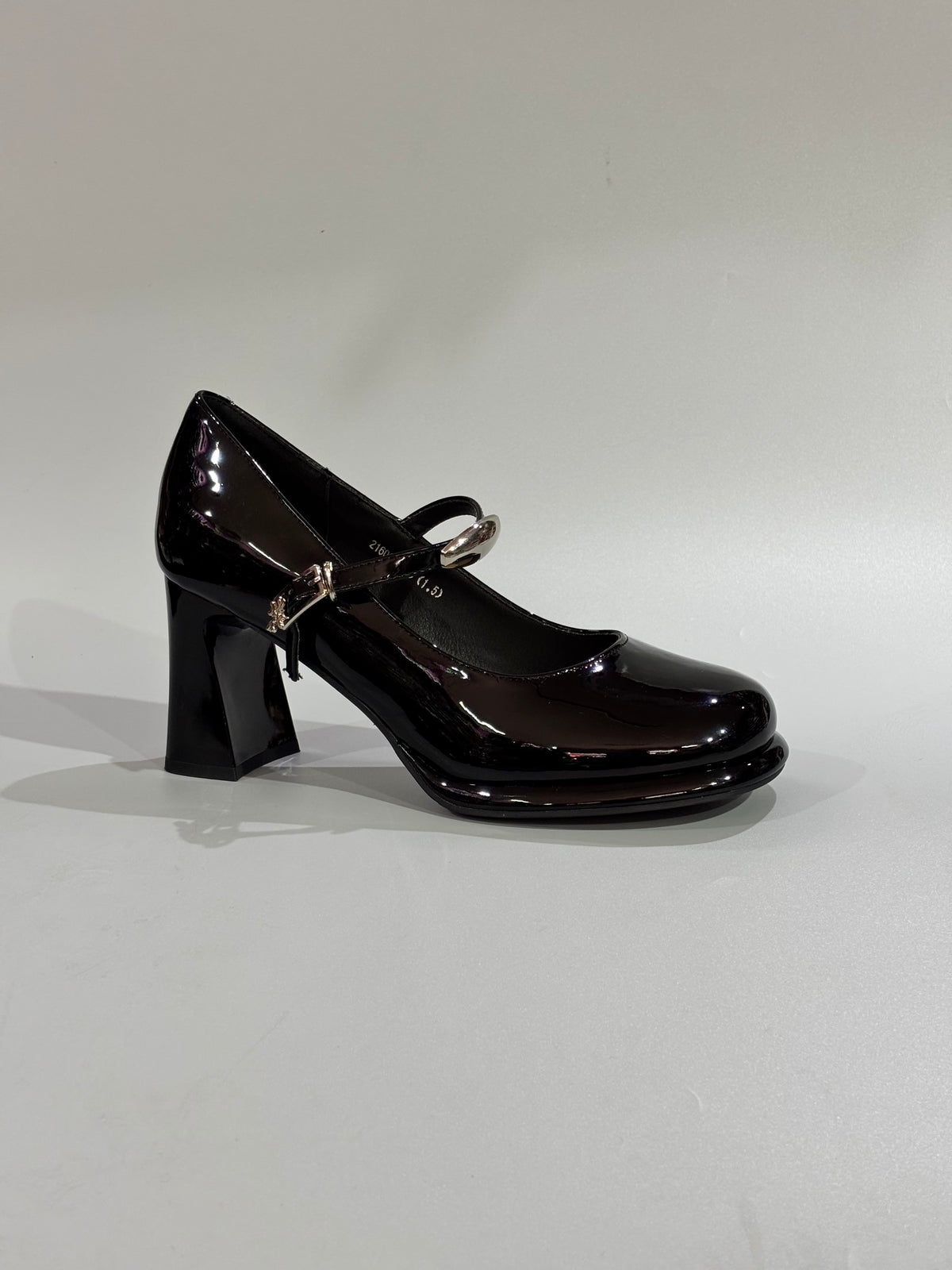 216003-BLACK